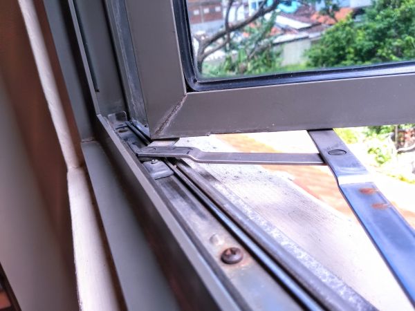 Hinged Window Replacement in Palm City